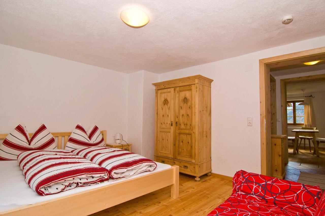 Apartamento Weberstube Weberhaus Zollhaus Zollstoeckl Obertilliach Exterior foto
